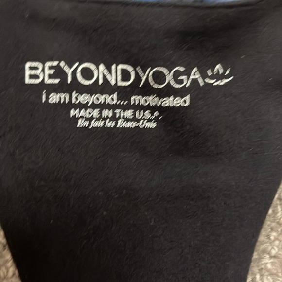 Beyond Yoga Razor Back Tank Size Small - Picture 4 of 7